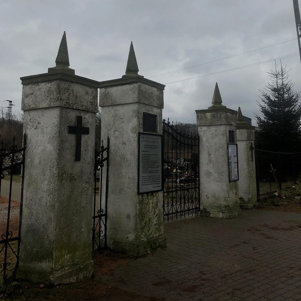 The cemetery gate in Alt Kemnitz